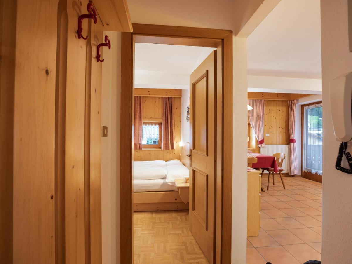 Ciasa Lino Aloch Apartment Pozza di Fassa Exterior photo